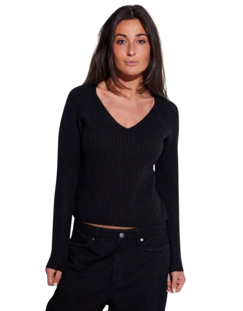 Colorush Gstaad Deluxe Fitted V Black