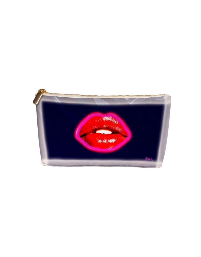 David StesnerArthouse Midnight Velvet Kiss Medium Makeup Bag Travel Case