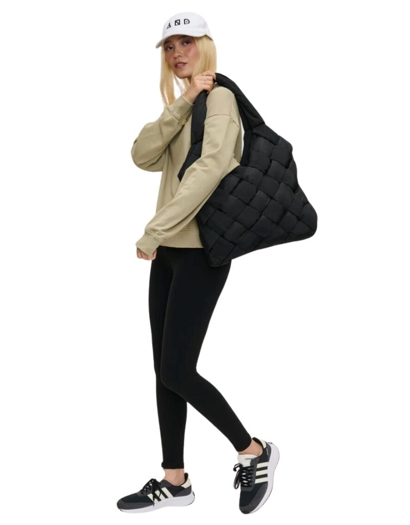 Illumine Tote Black