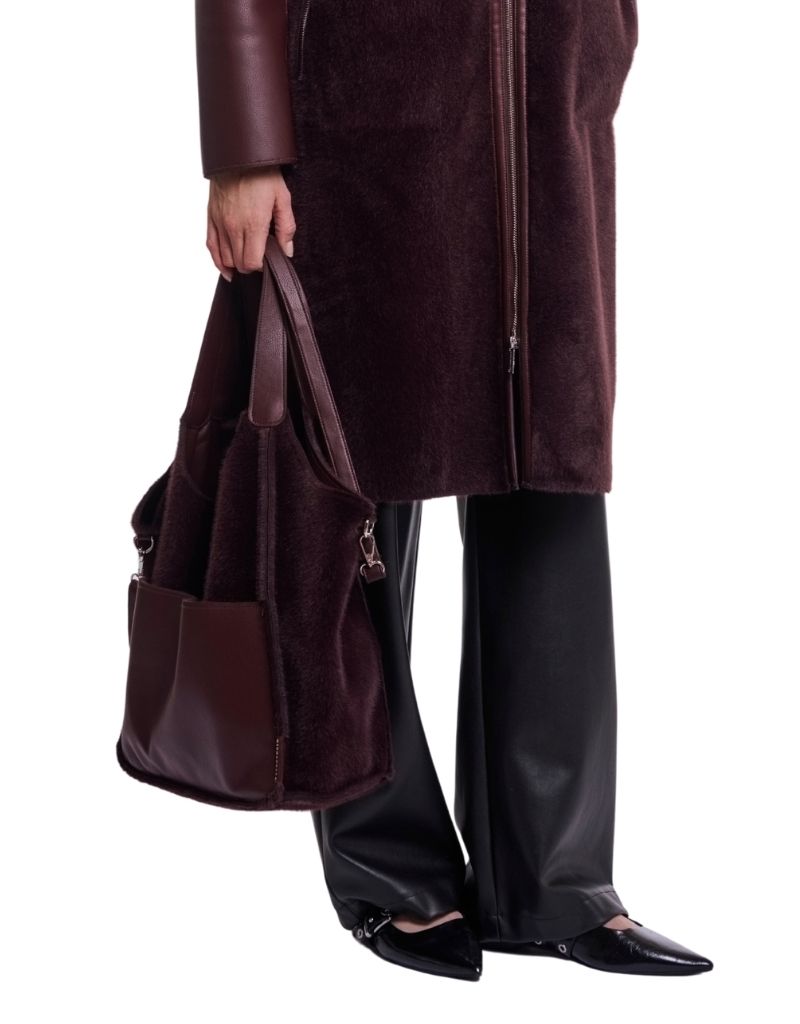 Rino & Pelle Chi Handbag Fudge Cloak