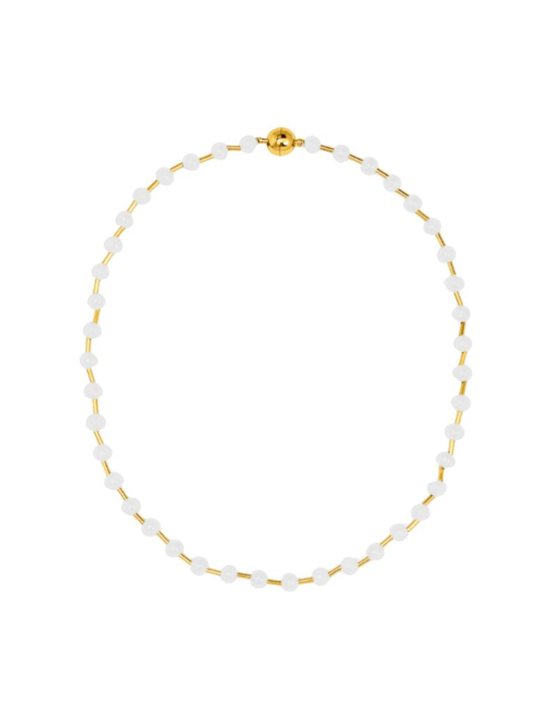 Zenzii N2959 White Glass Bead Magnet Short Necklace