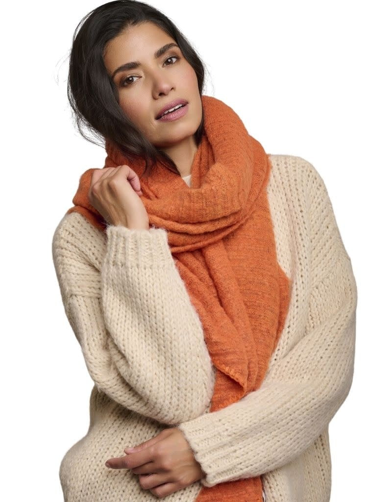 Arla Scarf Fire