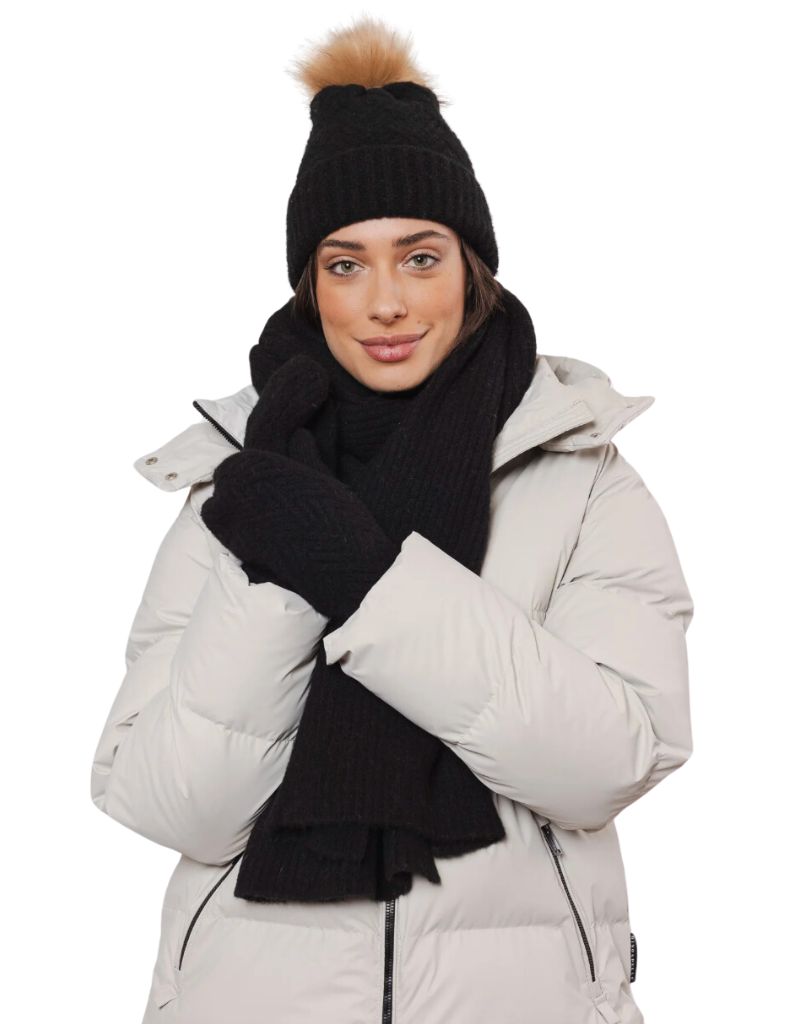 Marti Knitted Beanie with Pompom Black