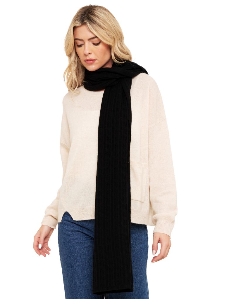 Cable Scarf Black