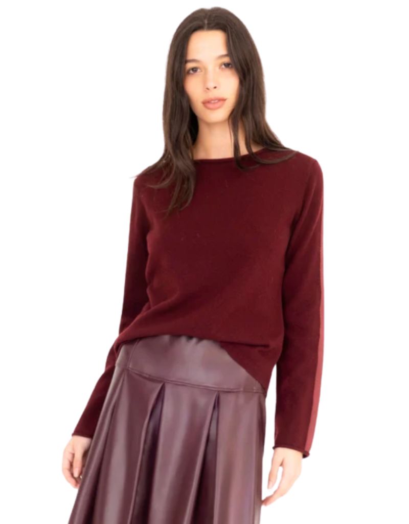 Elle Premier Cashmere Crew Neck Sweater With Sueded Trim Garnet F26