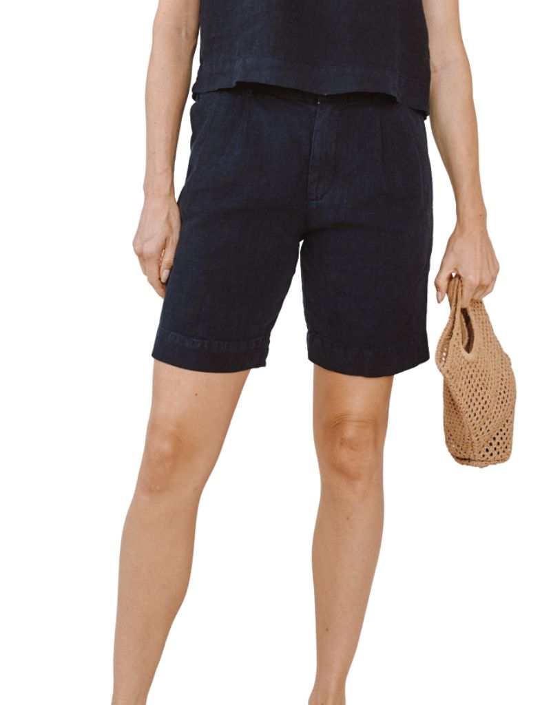 Pleated Bermuda Black