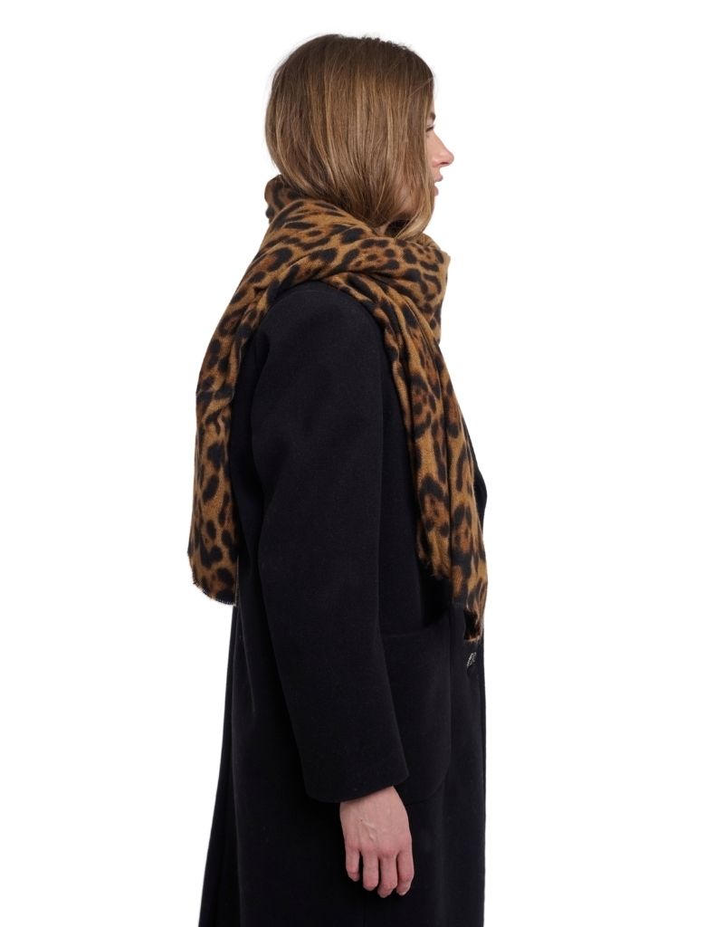 Hutton Scarf Dessin Leopard