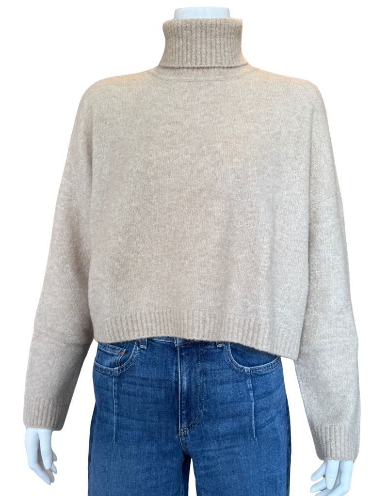 Zeta Paso Roll Neck Creamy