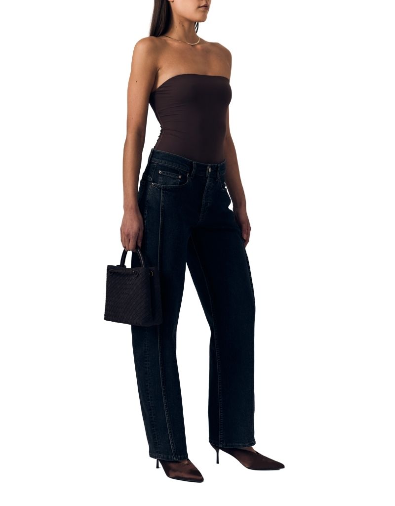 Nomad Tuck Fade to Black F26