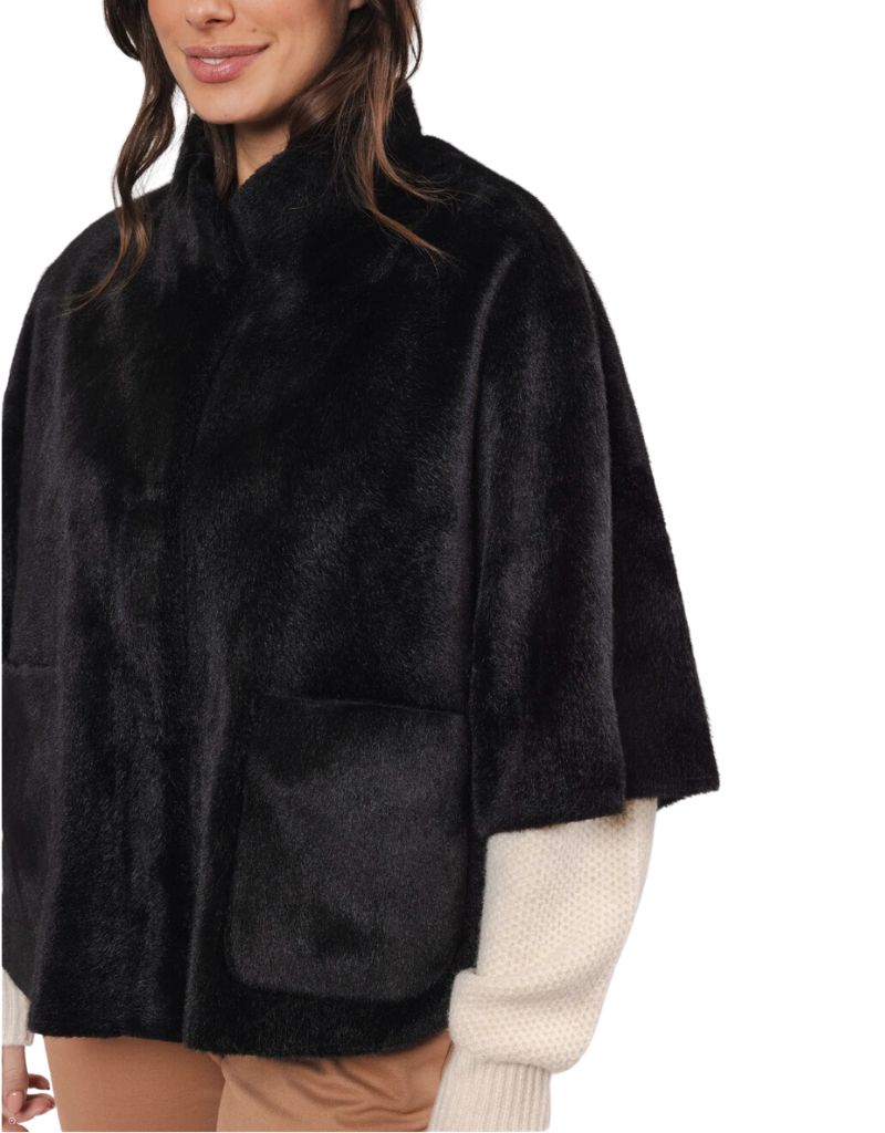 Dewi Faur Fur Cape Black