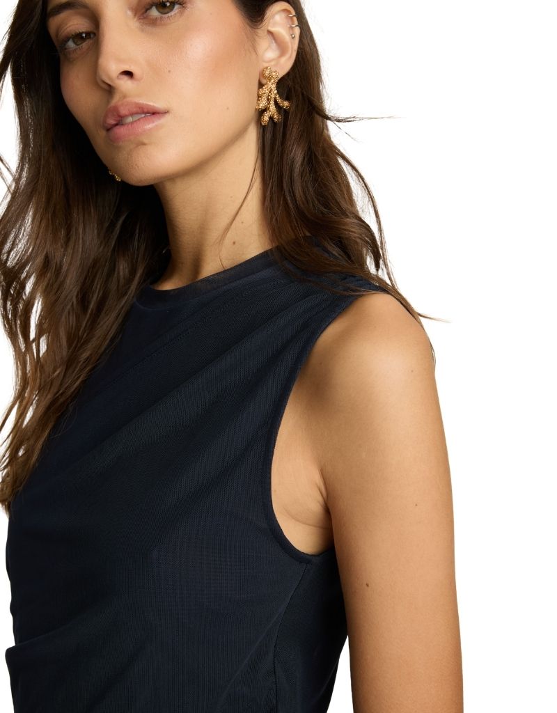Devi Top in Navy