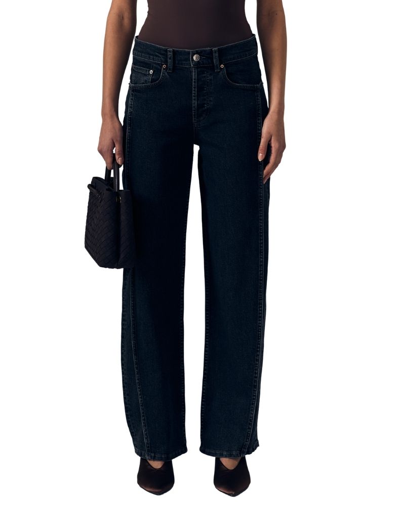 Nomad Tuck Fade to Black F26