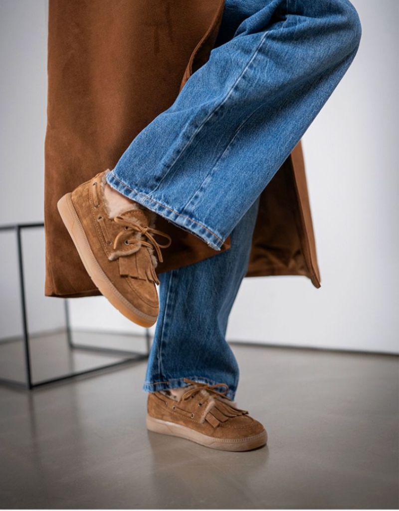 Pop Caramel Suede Loafer