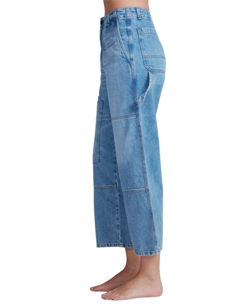 Cropped Carpenter Blondie