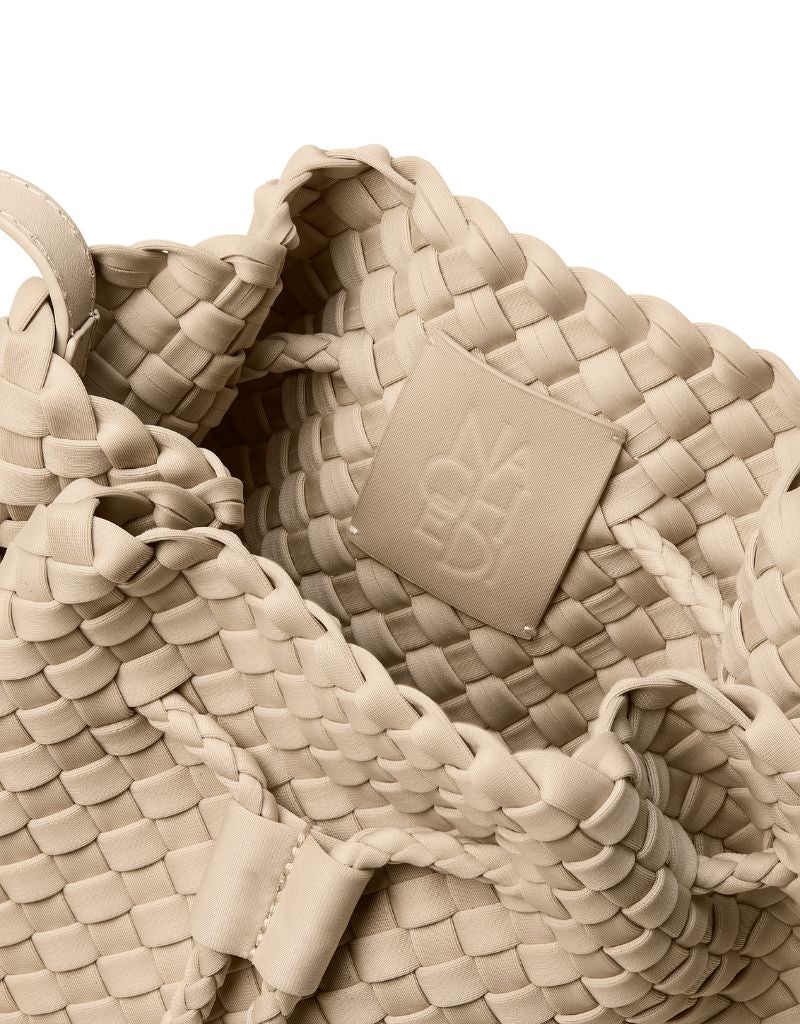 Gramercy Medium Bucket Ecru