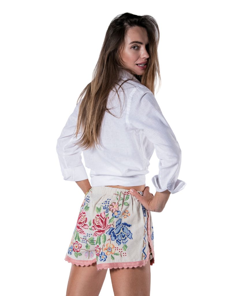 Flower Design Shorts Ecru Su26