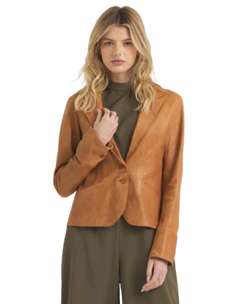 Amelia Wrinkled Leather Blazer Au Lait