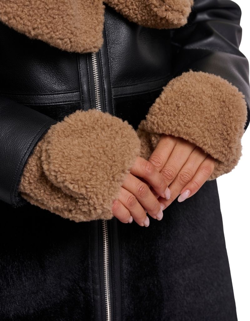 Aleida Teddy Gloves Toast F26