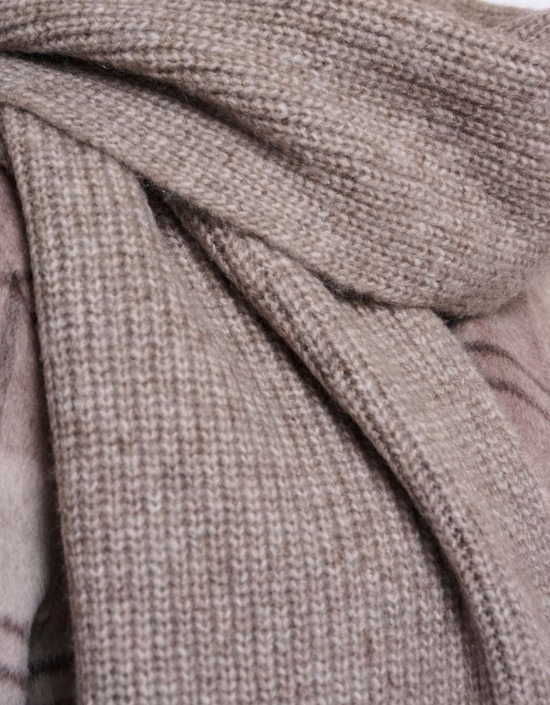 Nuria Scarf Toffee Blend F26
