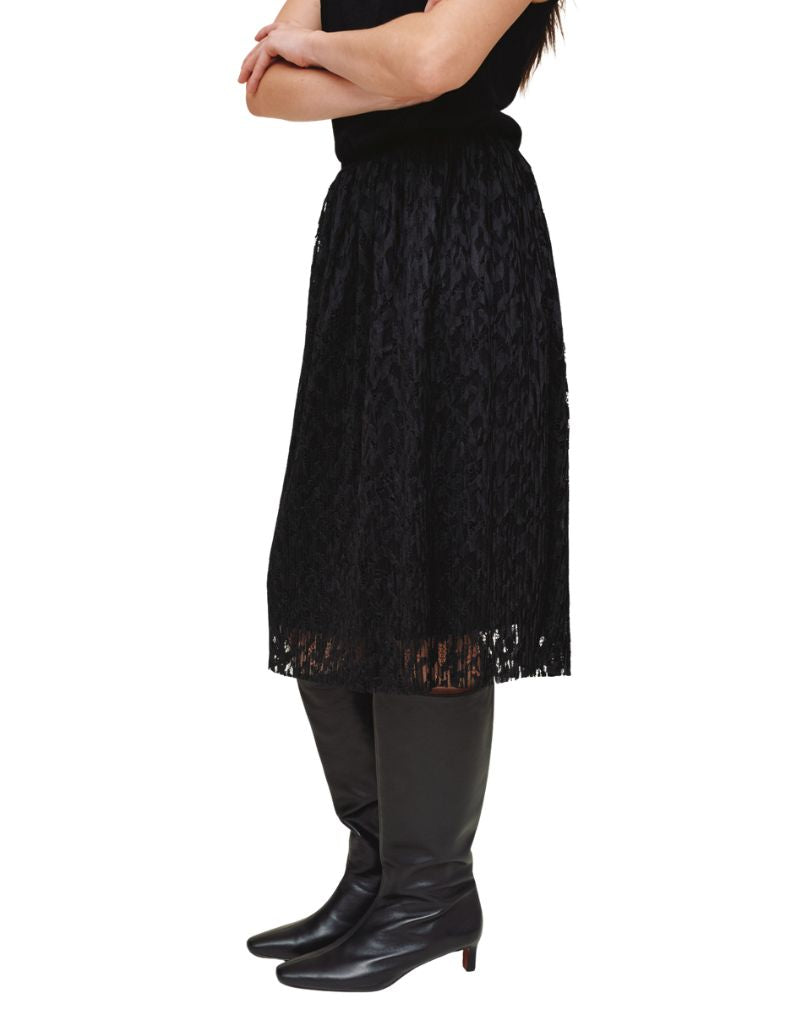 Pleated Lace Skirt With Velvet Waistband Black