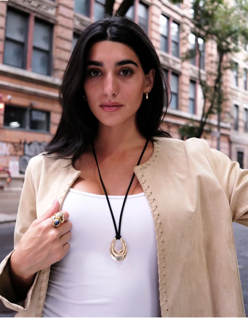 4504N Gold Black Oval Pendant Suede Cord Necklace