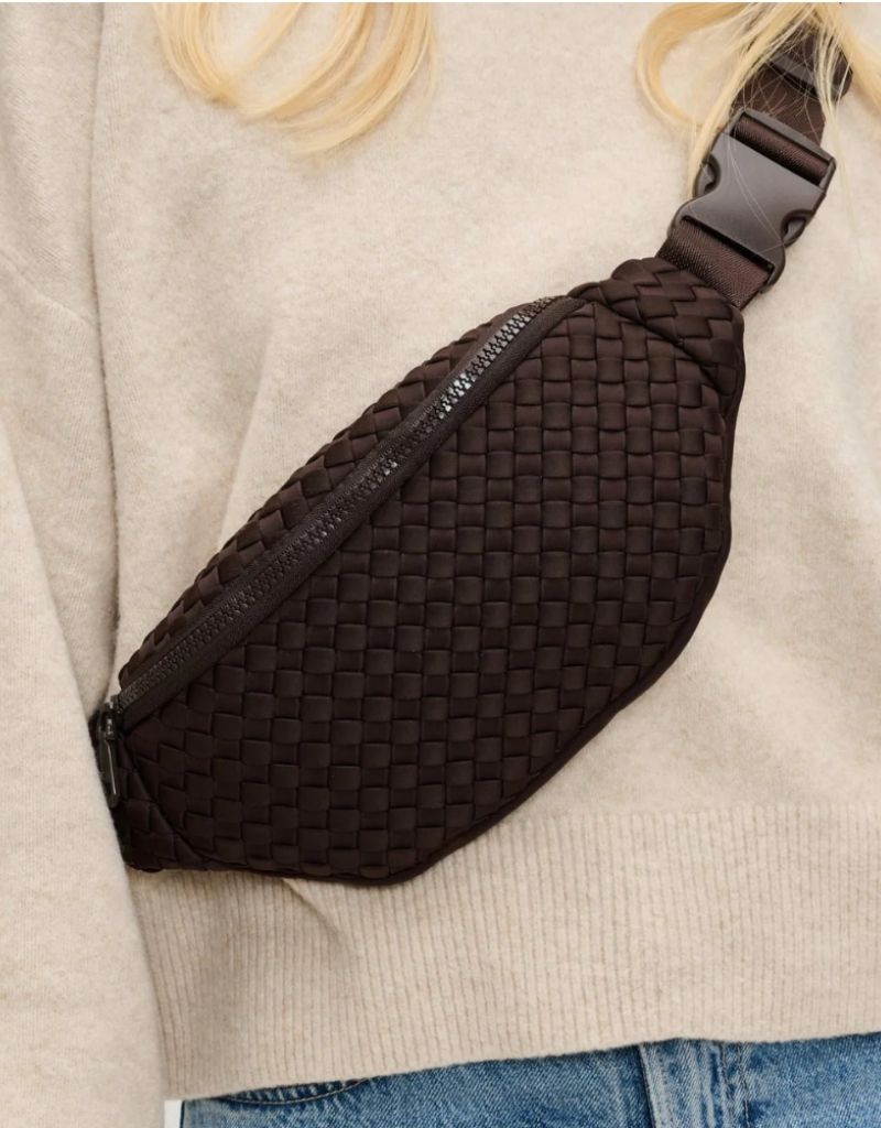 Aim High Belt Bag Chocolate