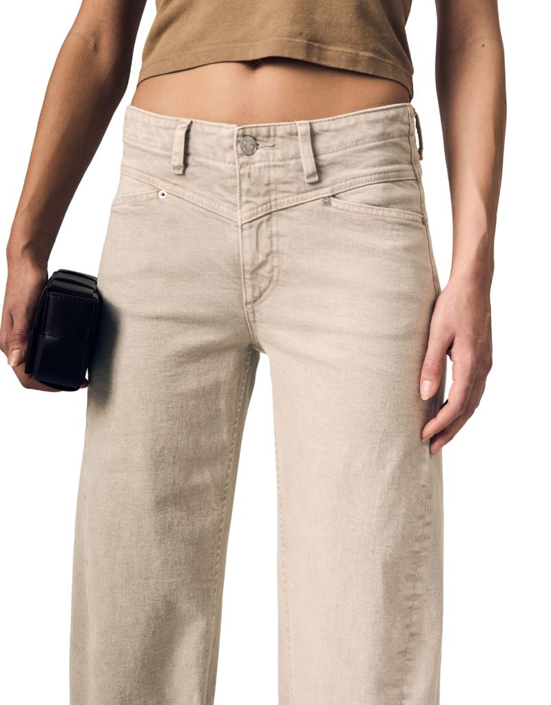 Selena Crop Cuffed Mid Rise Desert Sands H26