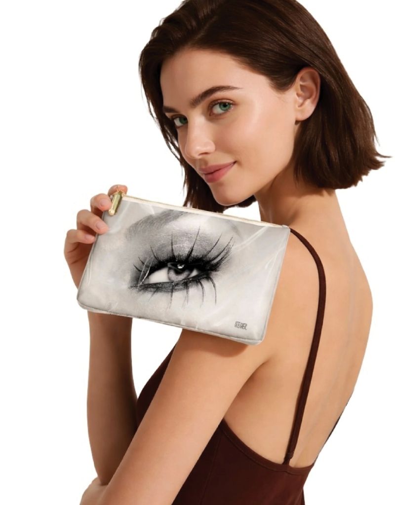 Lustful Lashes Medium Makeup Bag Travel Case