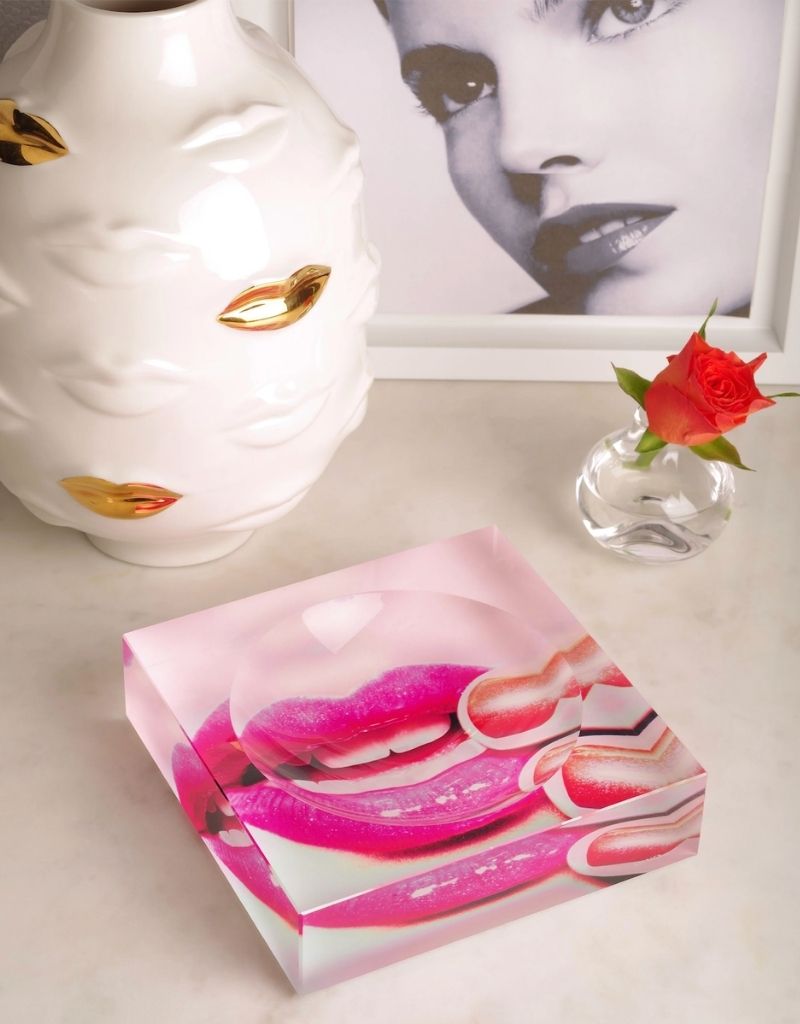 Aurora Kiss Acrylic Square Dish