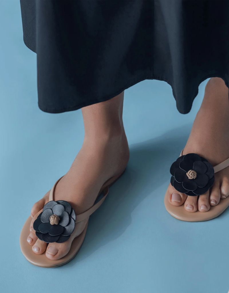 Valentina Flower Sandal Tan and Black