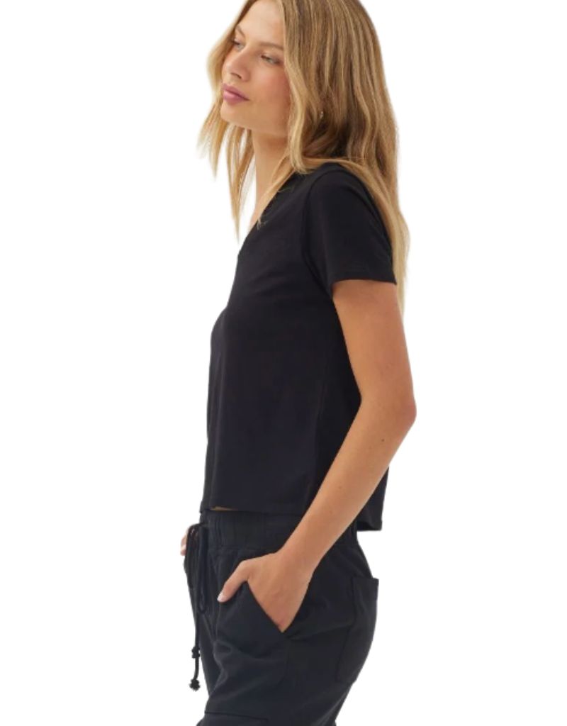 V-Neck Tee Black